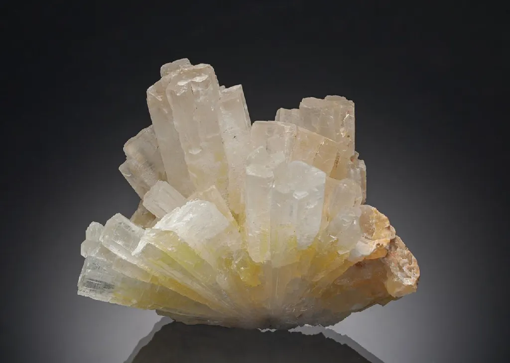 Aragonite image