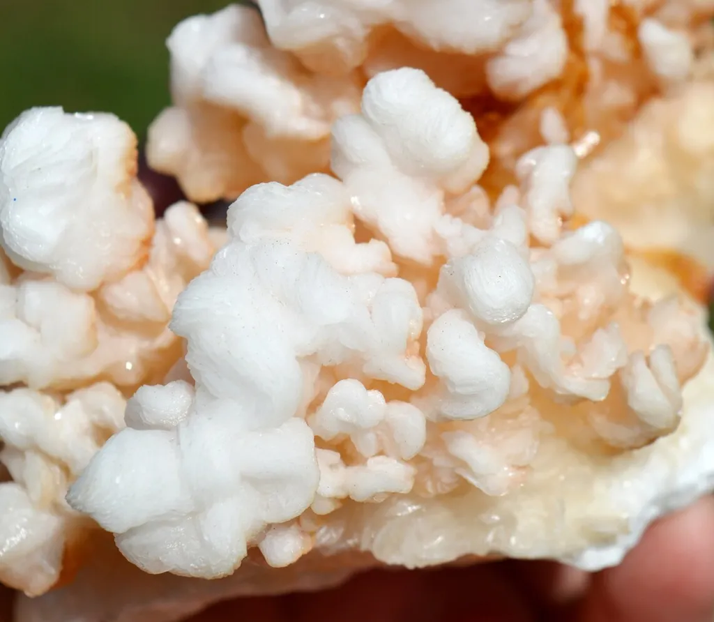 Aragonite 937 grams - Mibladen mining district, Midelt Province, Drâa-Tafilalet Region, Morocco - image 6