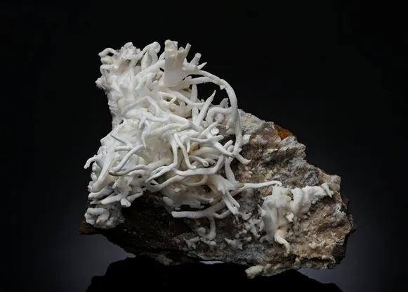 Aragonite FLOS FERRI - image 1