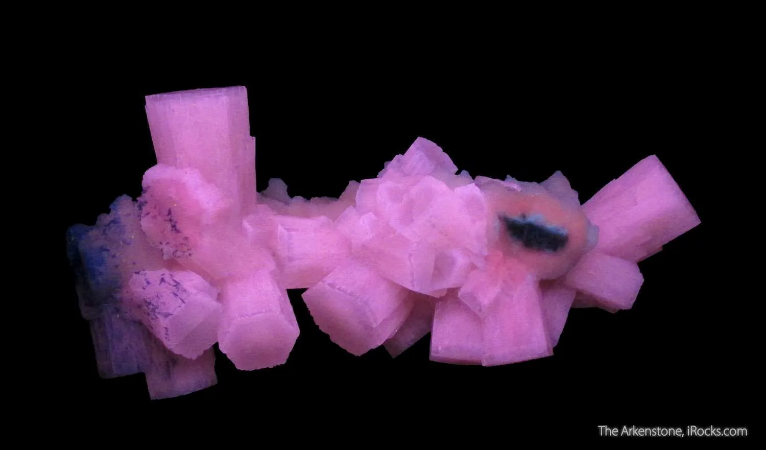 Aragonite (fluorescent) - image 5