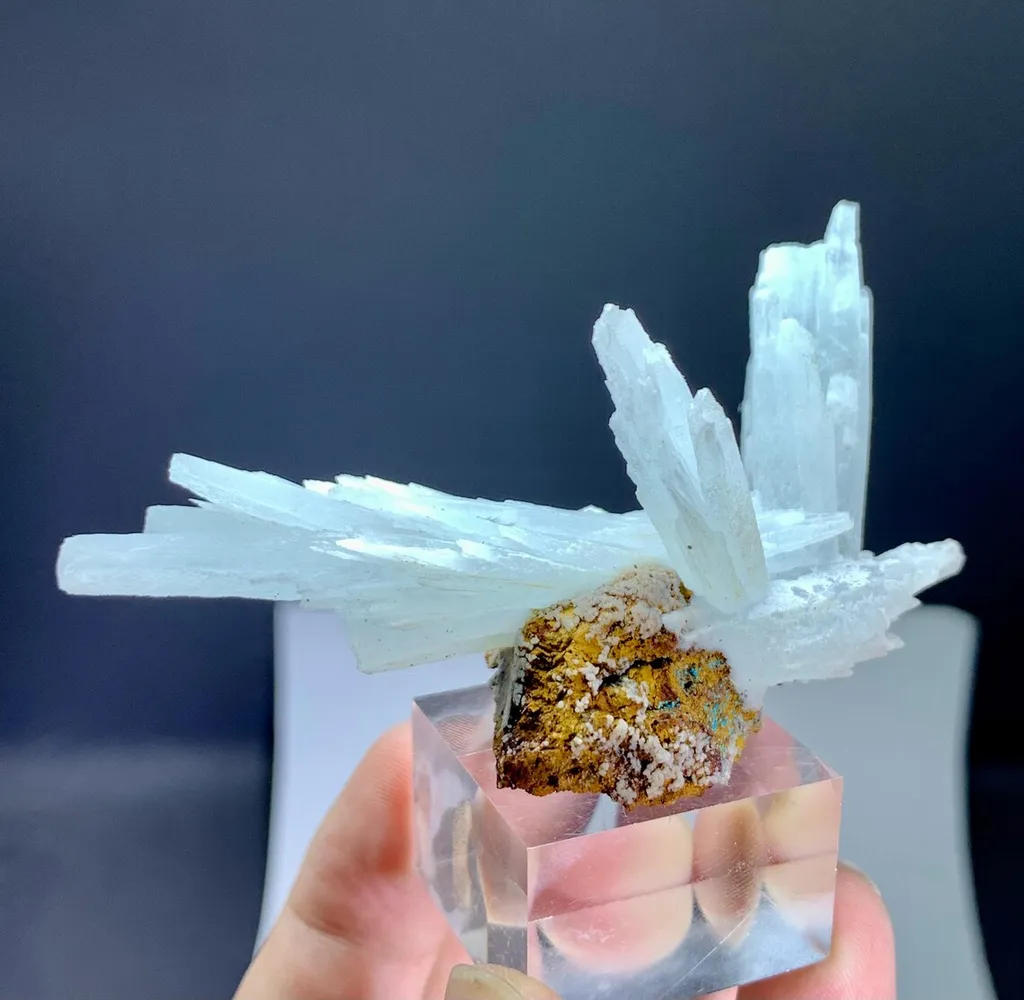 Aragonite from Pakistan - image 3