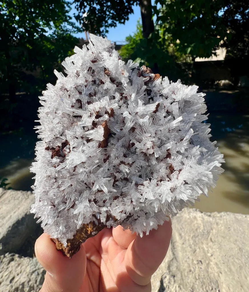 Aragonite from Pakistan image