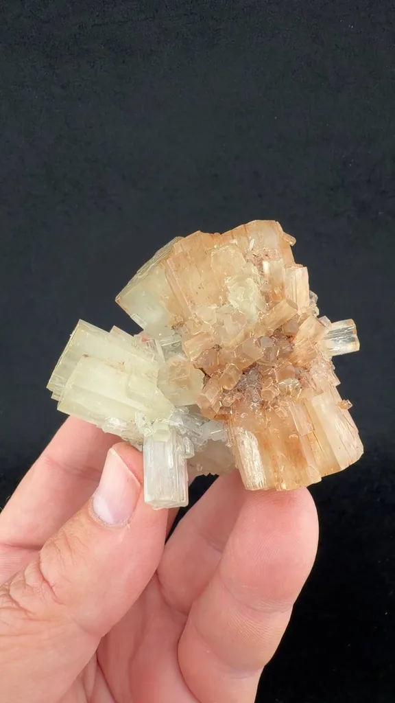 Aragonite from Tazouta, Sefrou Cercle, Sefrou Province, Fès-Meknès Region, Morocco - image 2