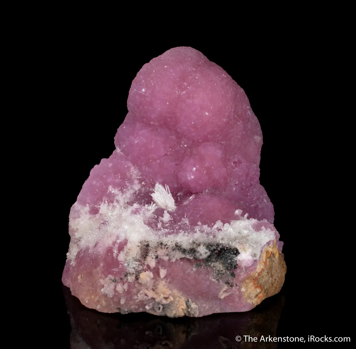 Aragonite on Aragonite var. Cobaltoan - image 1