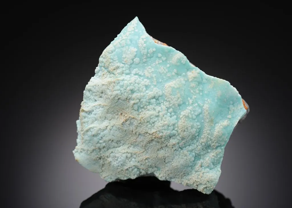 Aragonite var. CUPRIAN Aragonite image