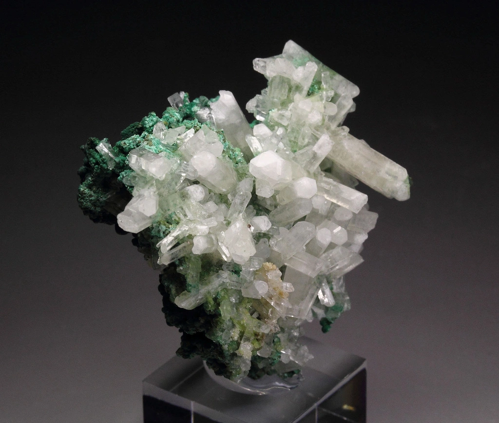 ARAGONITE var. LEAD-BEARING ARAGONITE (TARNOWIZITE), MALACHITE from Namibia, Oshikoto Region, Tsumeb, Tsumeb Mine - image 2