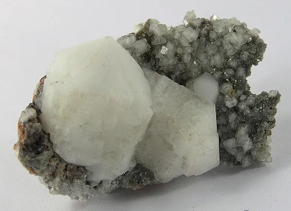 Aragonite (Var: Plumboan Aragonite), Smithsonite image