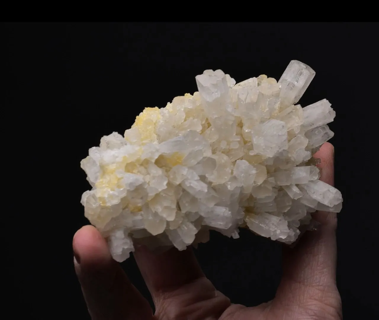 Aragonite with Sulphur - image 2