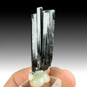 Arfvedsonite (1278)