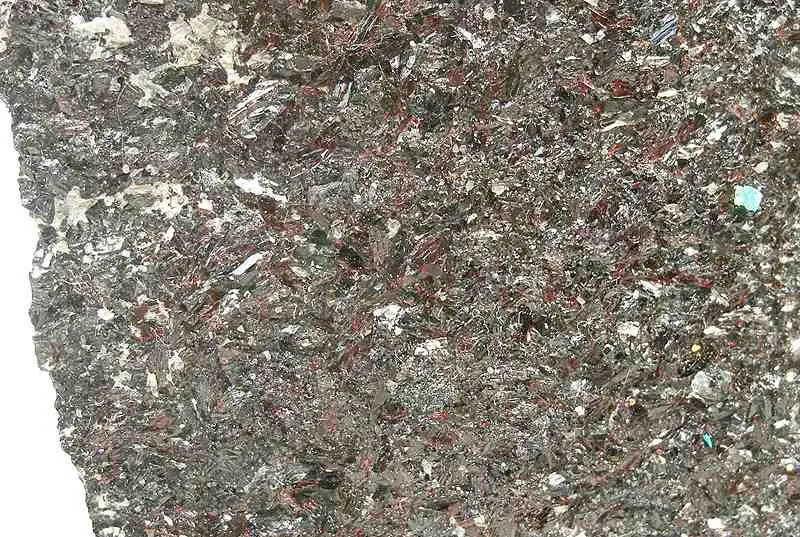 Arfvedsonite (Manganoan) Var. Juddite on Braunite - image 2