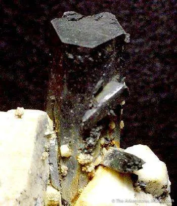 Arfvedsonite With Aegirine on Orthoclase - image 2