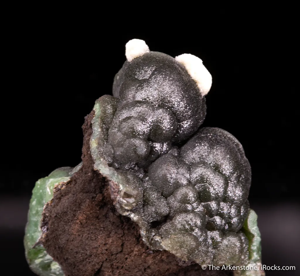 Arsendescloizite with Mimetite - image 6