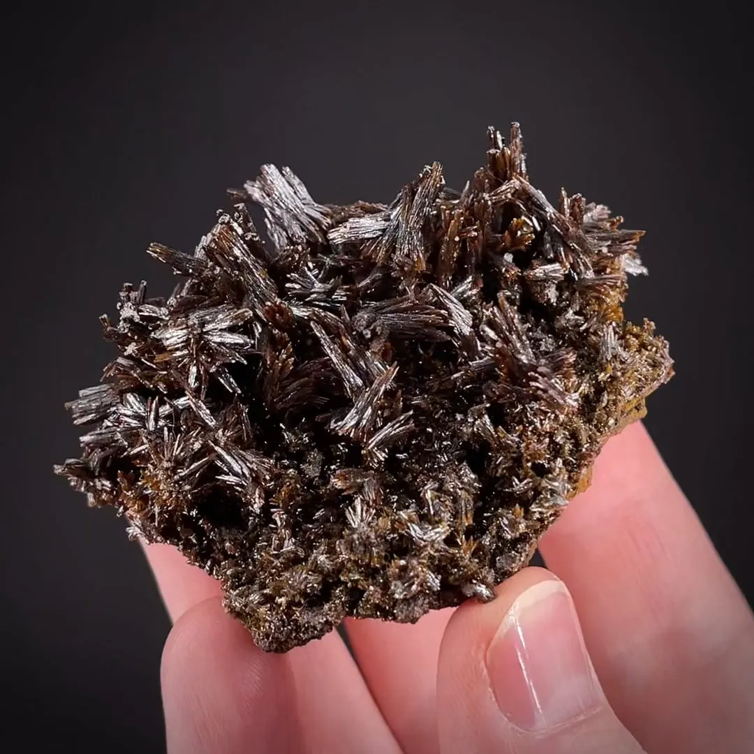 Arsenian Vanadinite - image 1