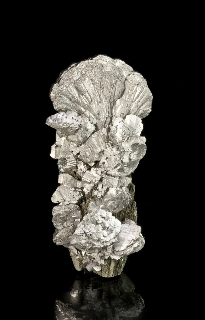 Arsenopyrite on Hedenbergite image