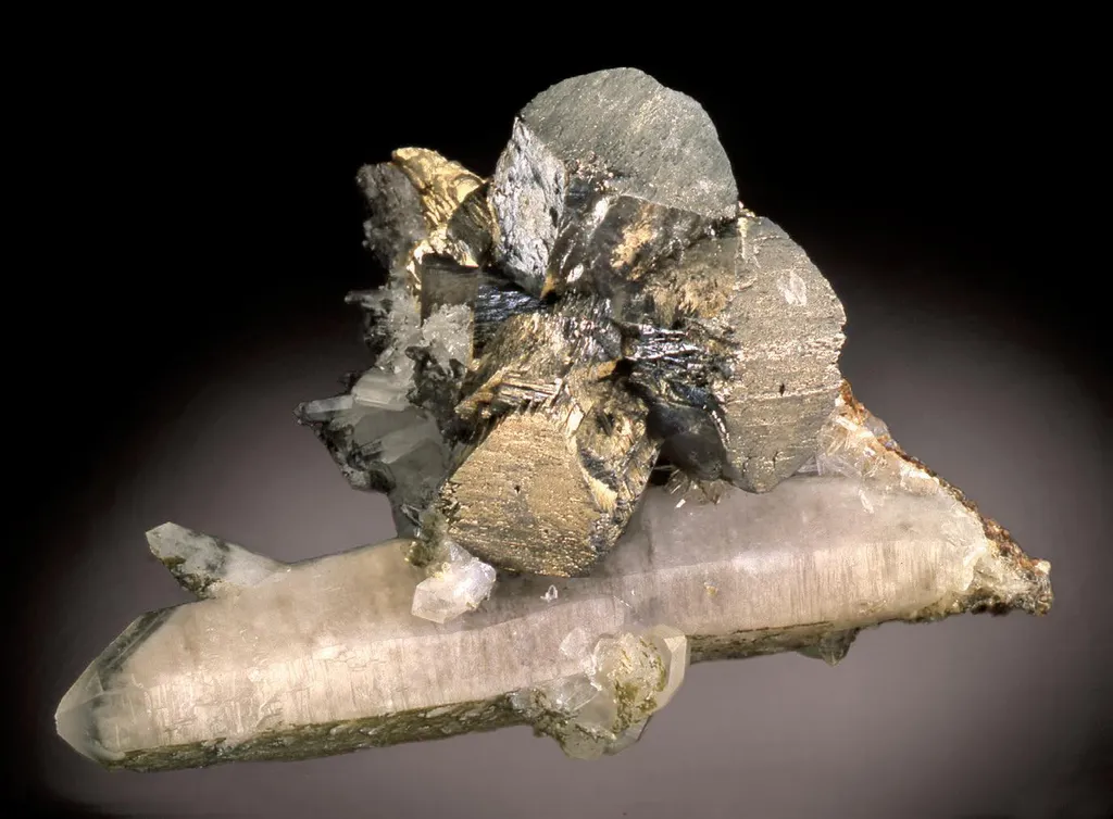 Arsenopyrite, Quartz - image 1