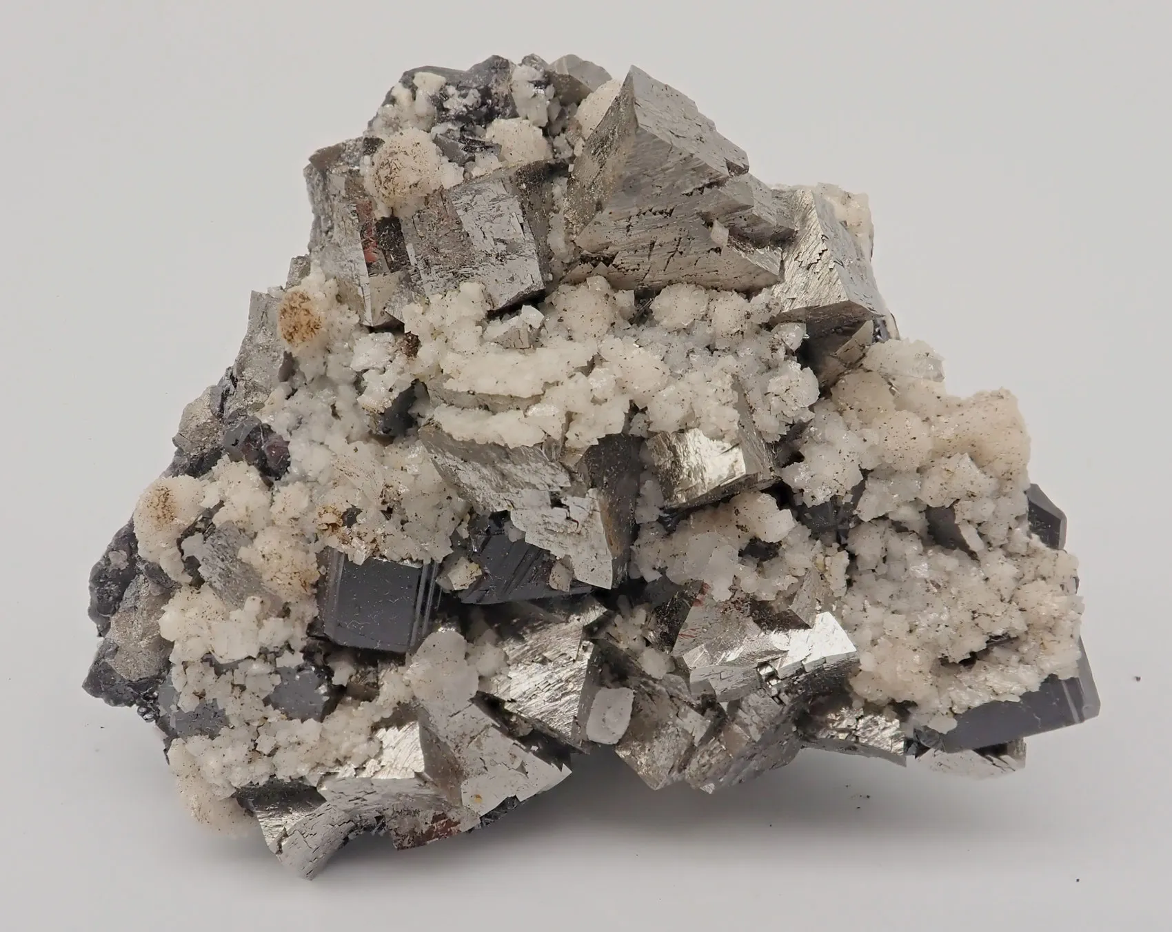 Arsenopyrite, Sphalerite and Calcite - image 3