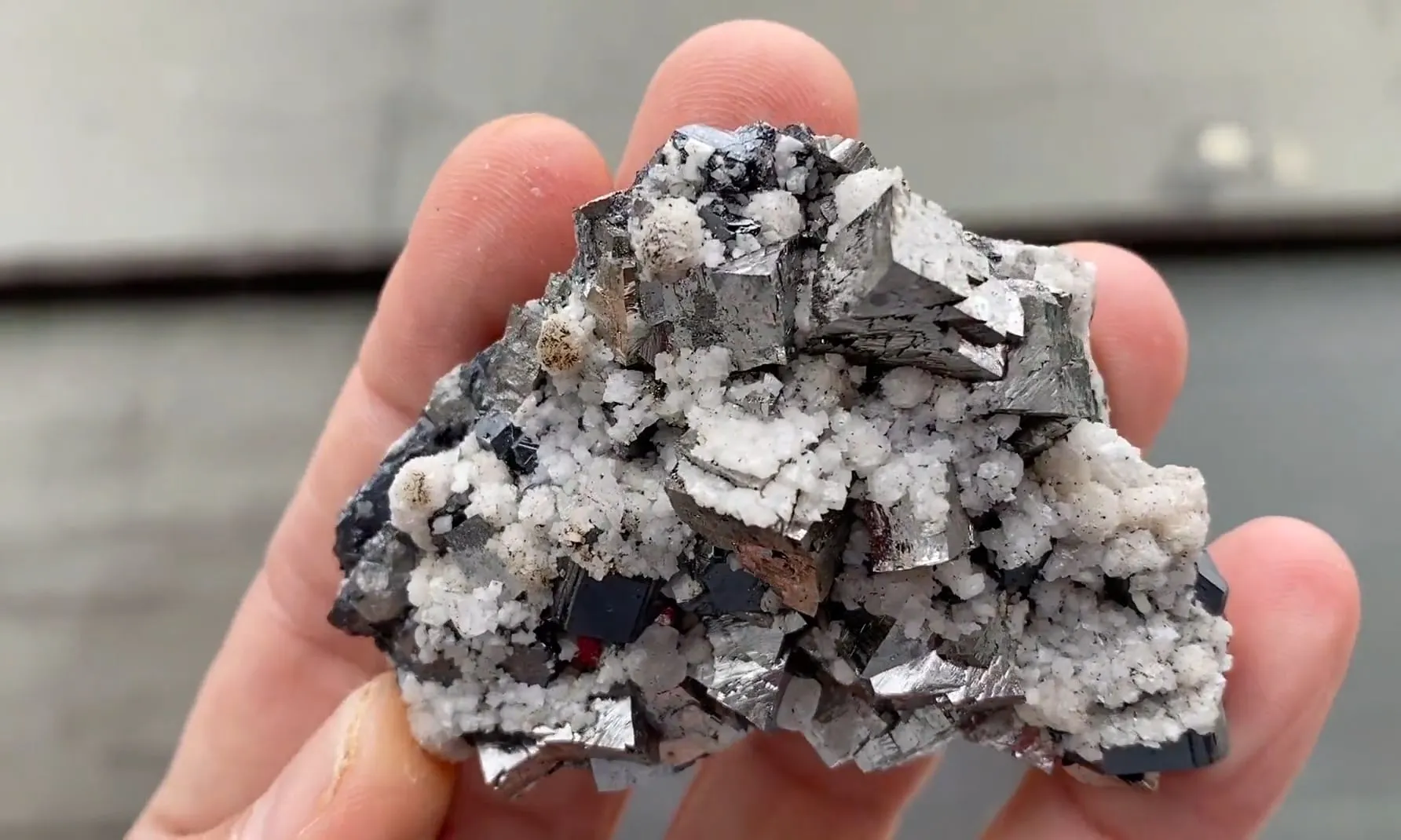 Arsenopyrite, Sphalerite and Calcite - image 5