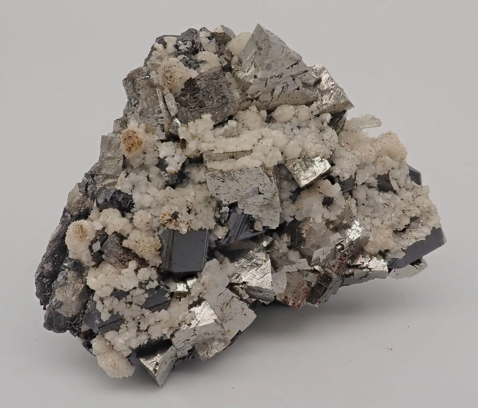 Arsenopyrite, Sphalerite and Calcite - image 1