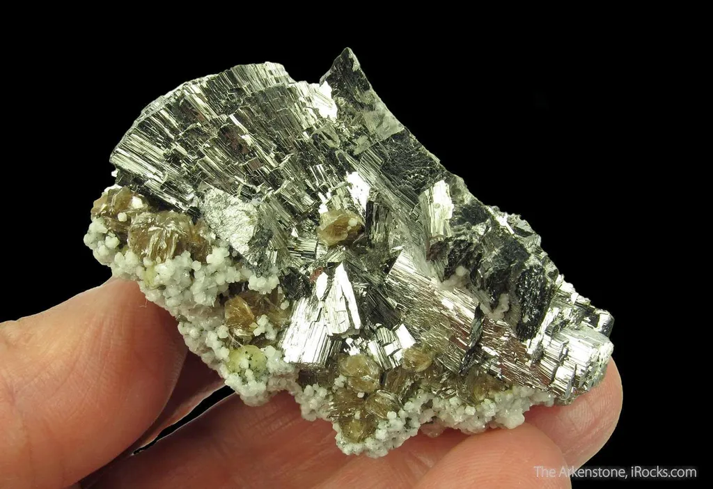 Arsenopyrite with Calcite and Siderite - image 6