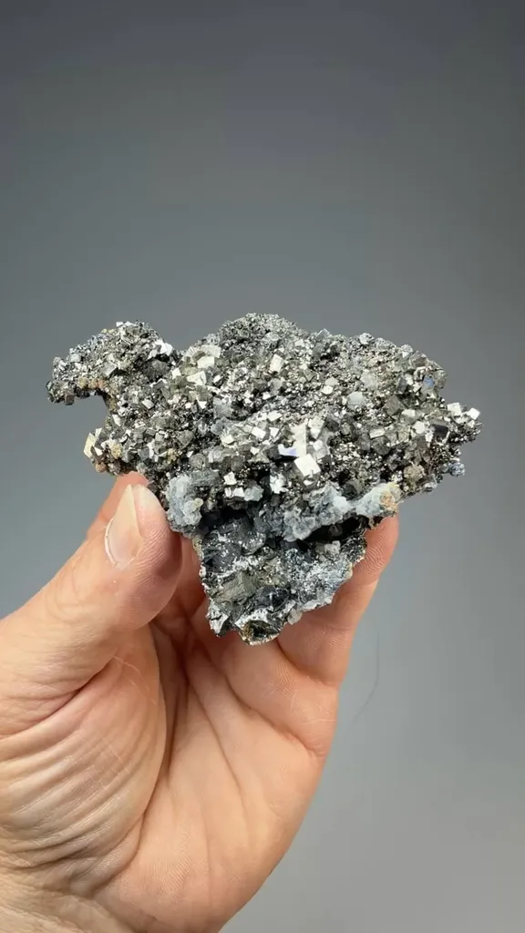 Arsenopyrite with Calcite image