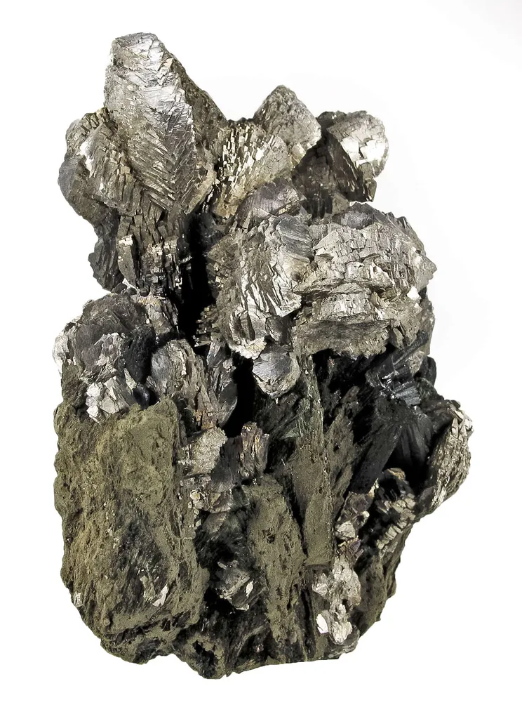 Arsenopyrite With Ilvaite and Hedenbergite - image 4