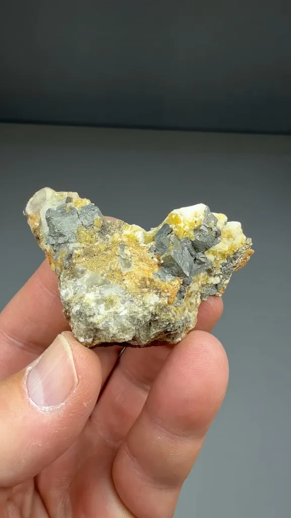 Arsenopyrite with Lollingite - image 2