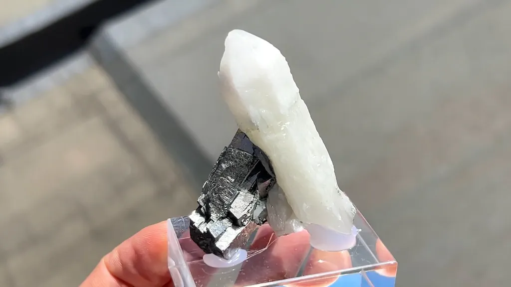 Arsenopyrite with Quartz - image 2