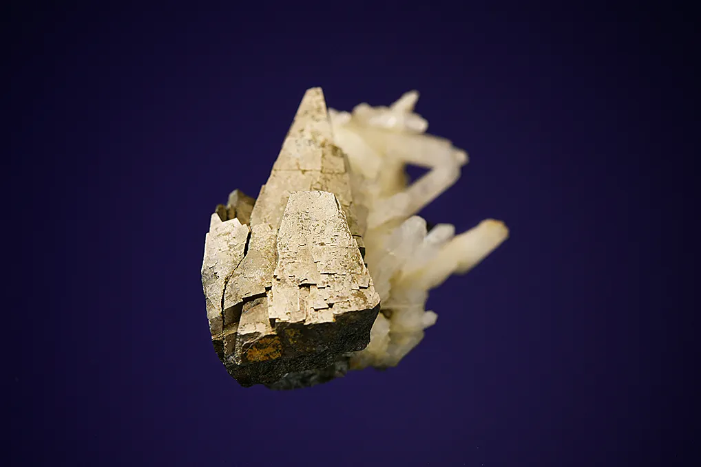 Arsenopyrite with Quartz - image 4