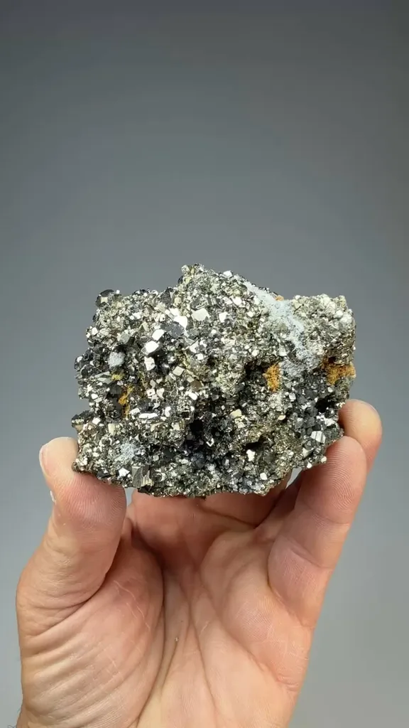 Arsenopyrite with Quartz image
