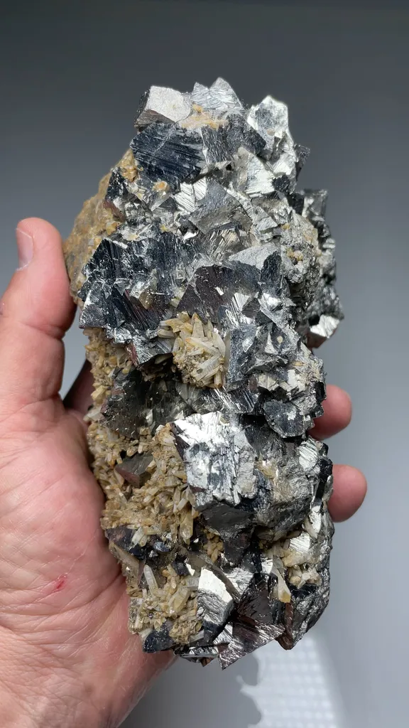 Arsenopyrite with Quartz - image 2