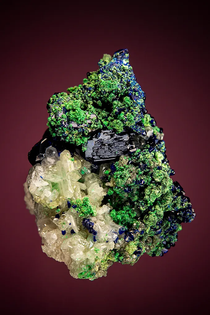 Arsentsumebite on Azurite with Cerussite image