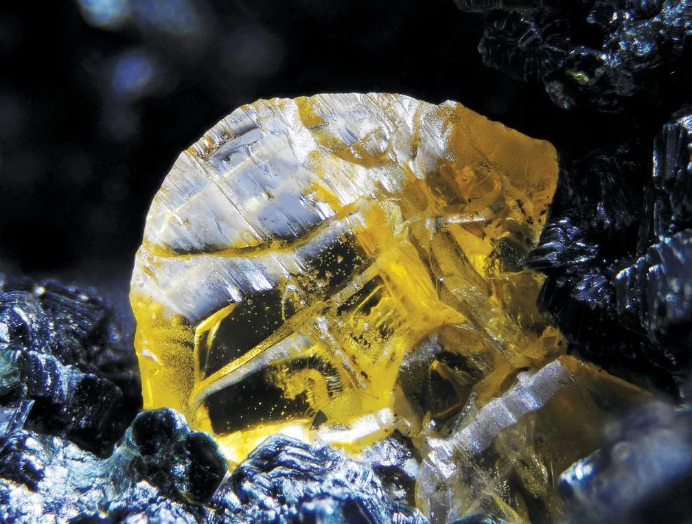 Asbecasite image