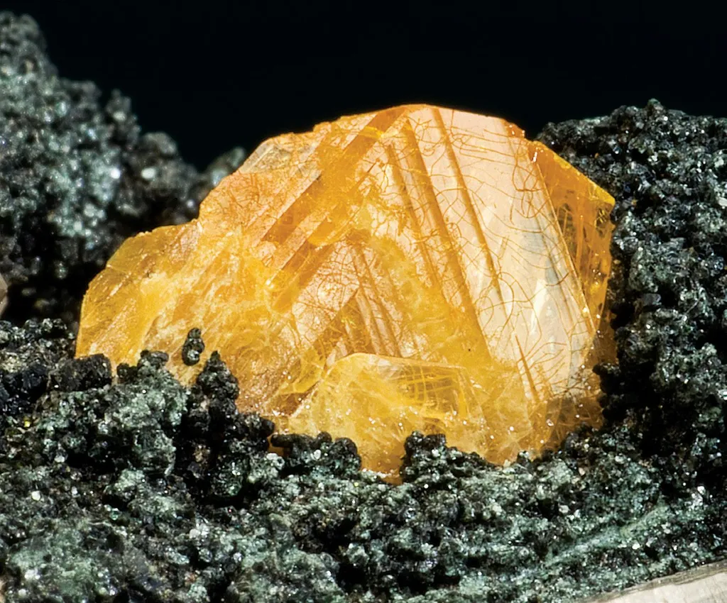 Asbecasite image