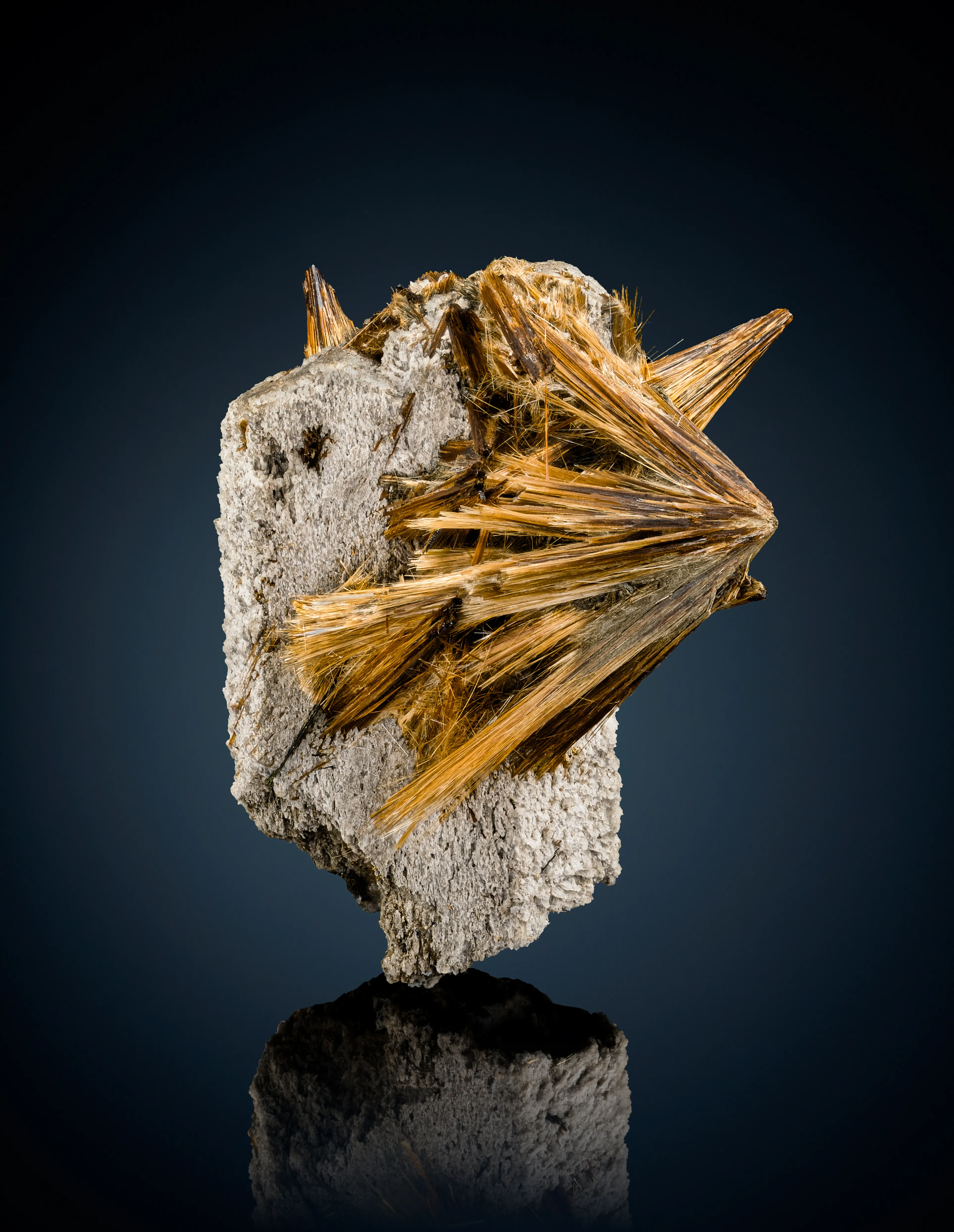 Astrophyllite on Feldspar - image 1