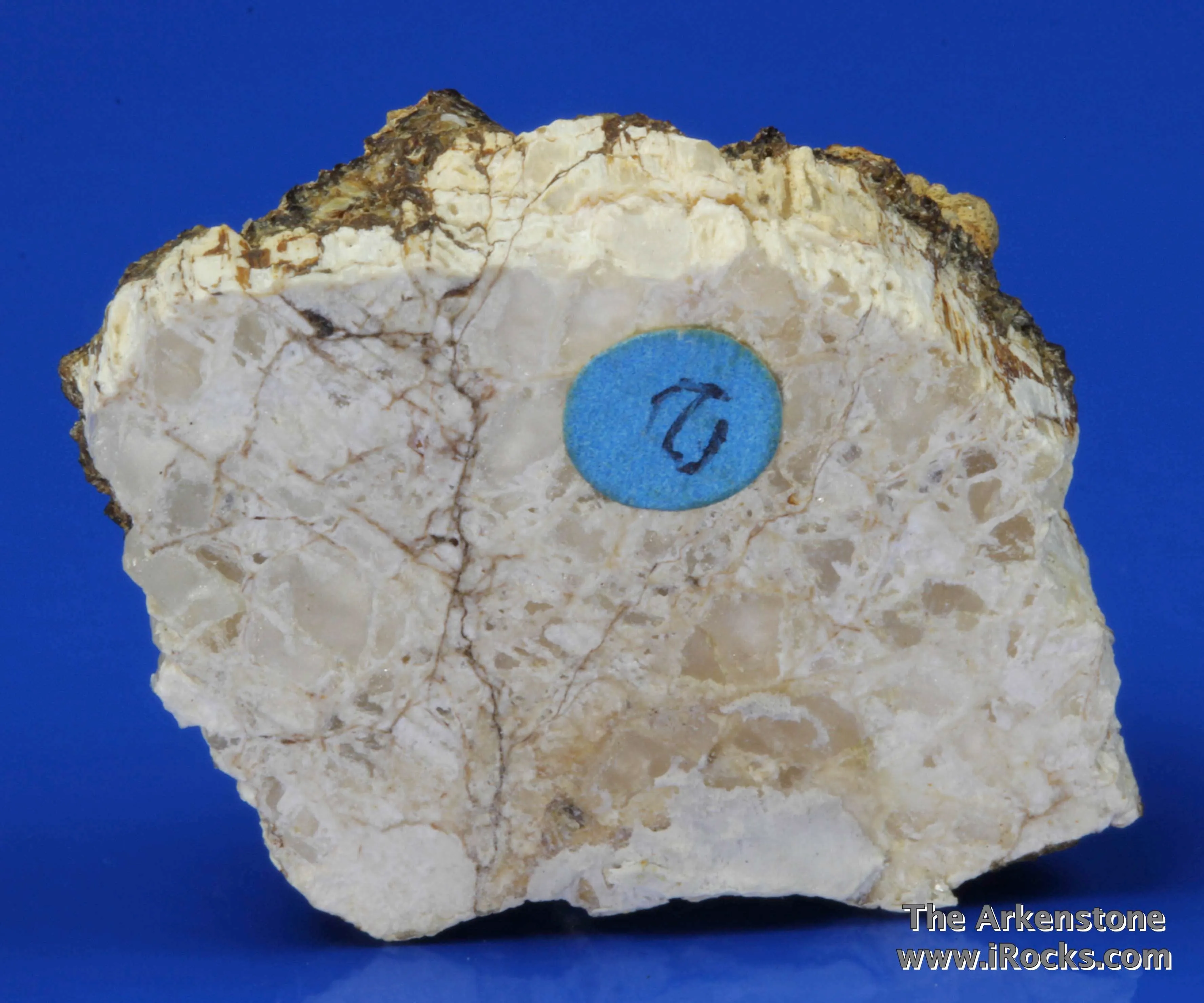 Atencioite (type locality) with Ushkovite on Beryllonite - image 3