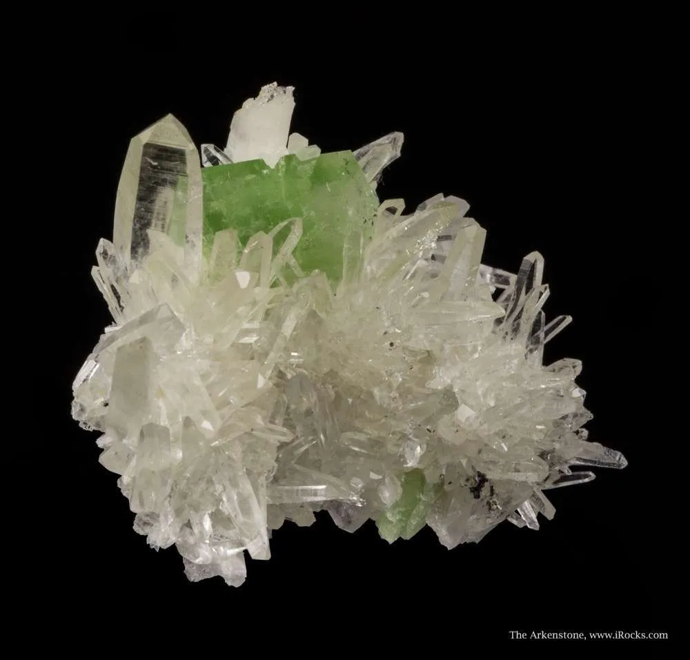 Augelite on Quartz - image 2