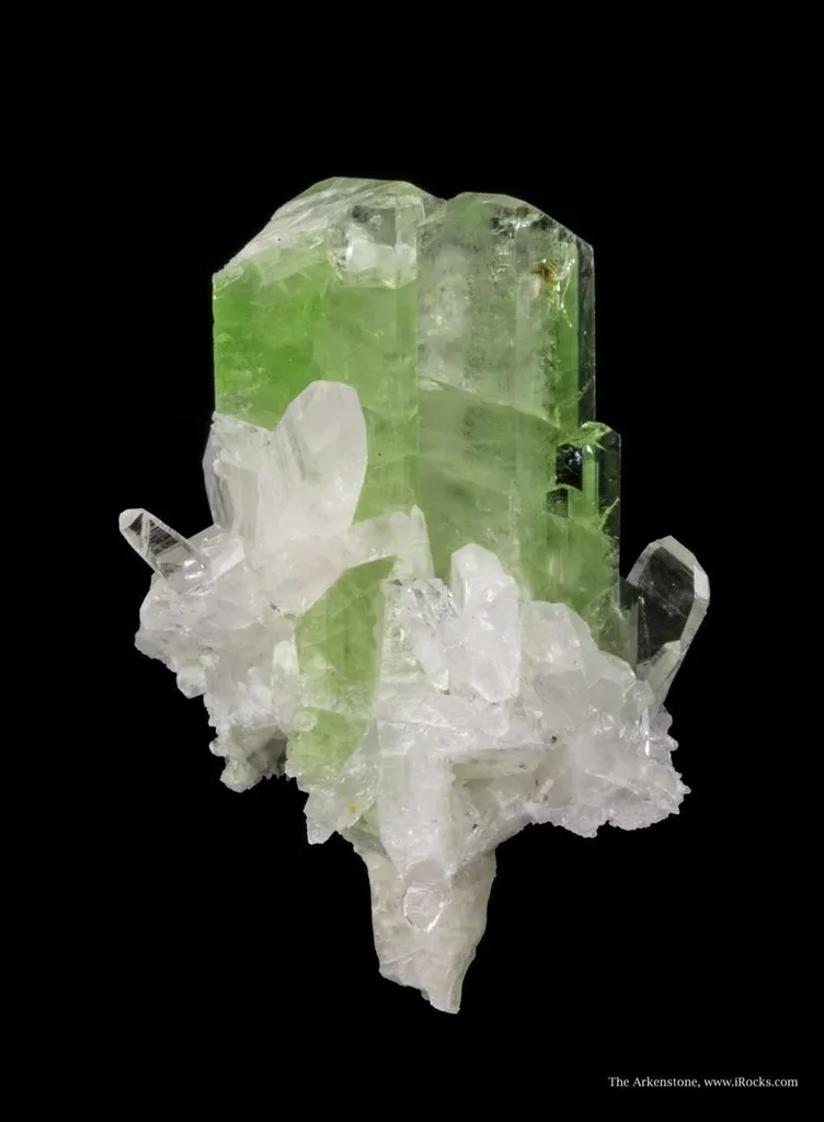 Augelite on Quartz image