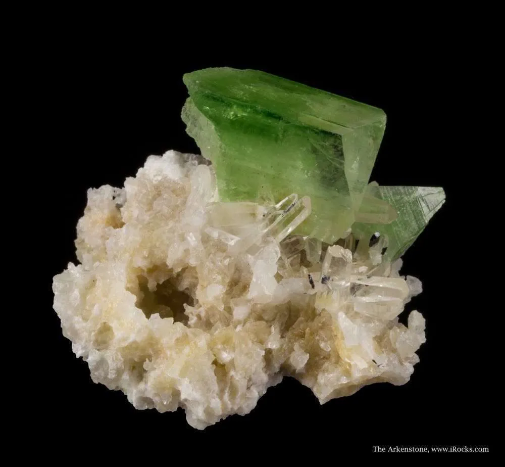 Augelite on Quartz - image 4