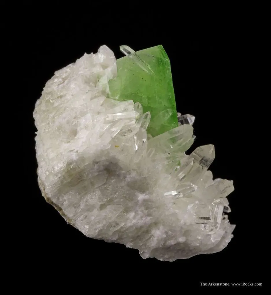 Augelite on Quartz - image 5