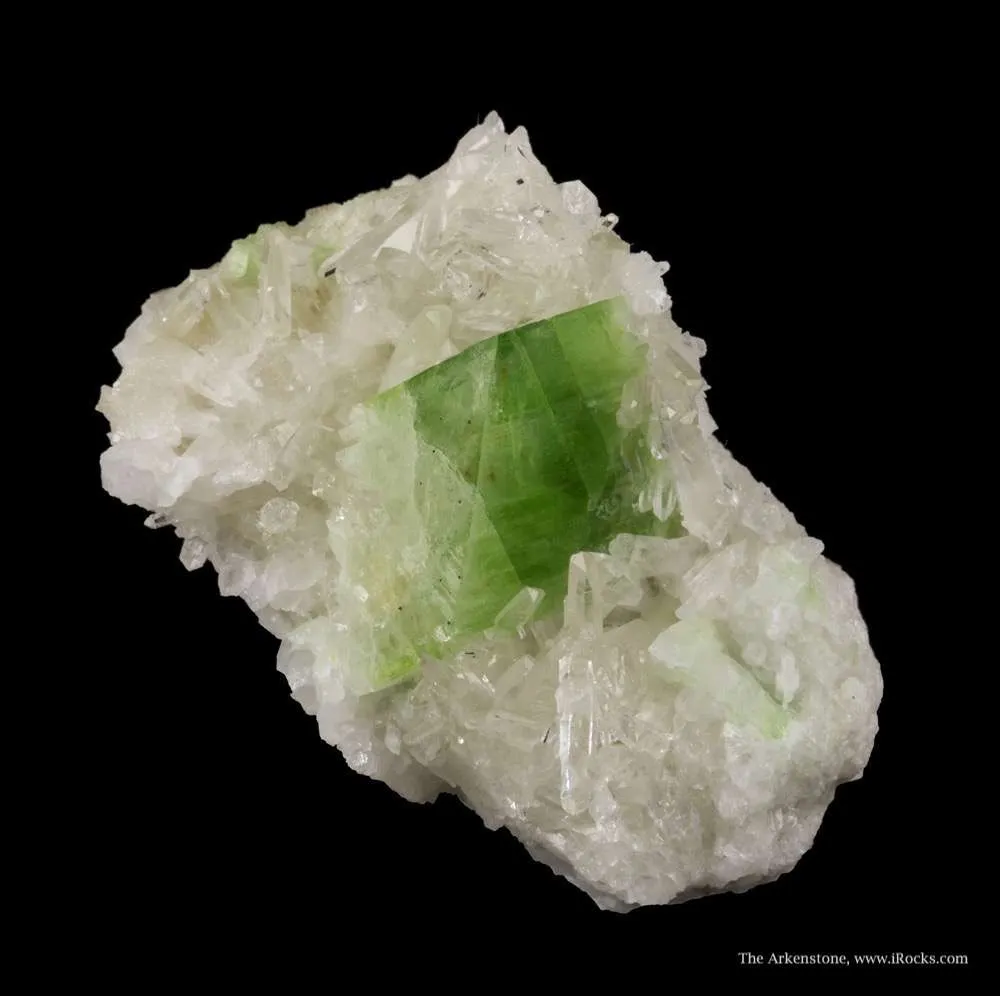 Augelite on Quartz - image 2