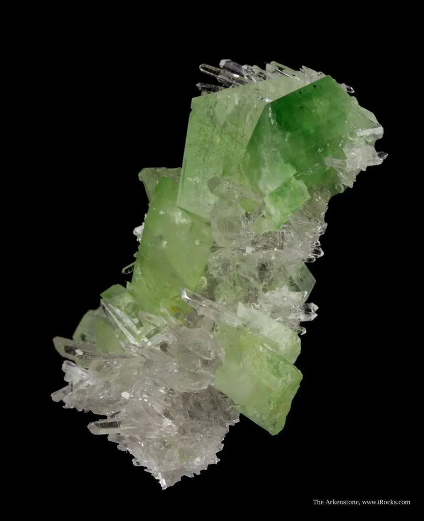 Augelite on Quartz - image 5