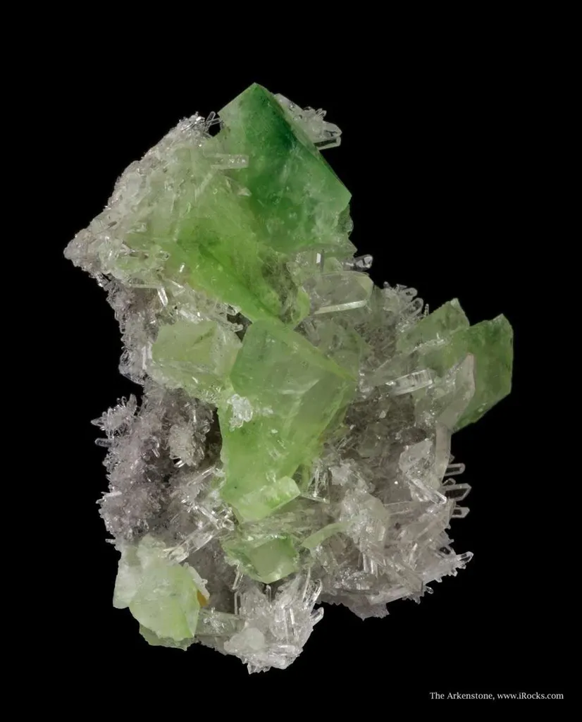 Augelite on Quartz - image 4