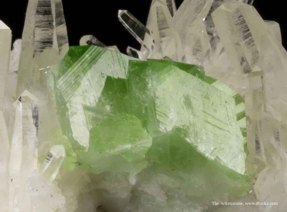Augelite on Quartz image