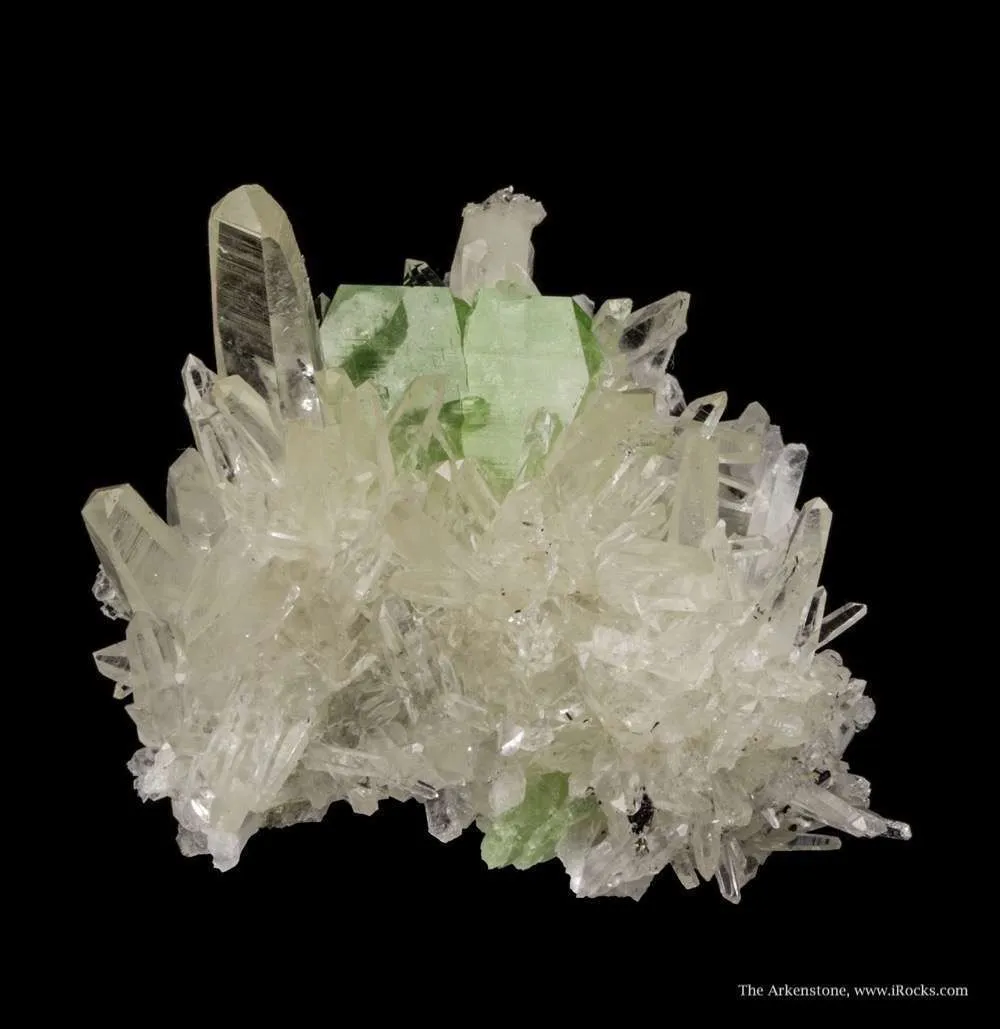 Augelite on Quartz - image 3