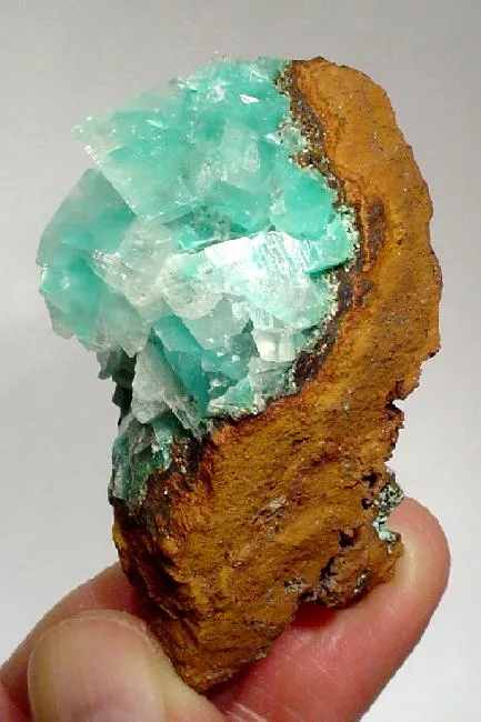Aurichalcite, Calcite image
