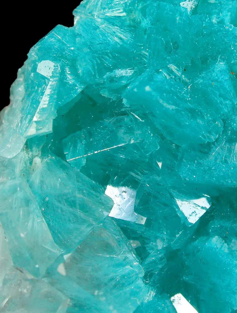Aurichalcite in Calcite - image 3