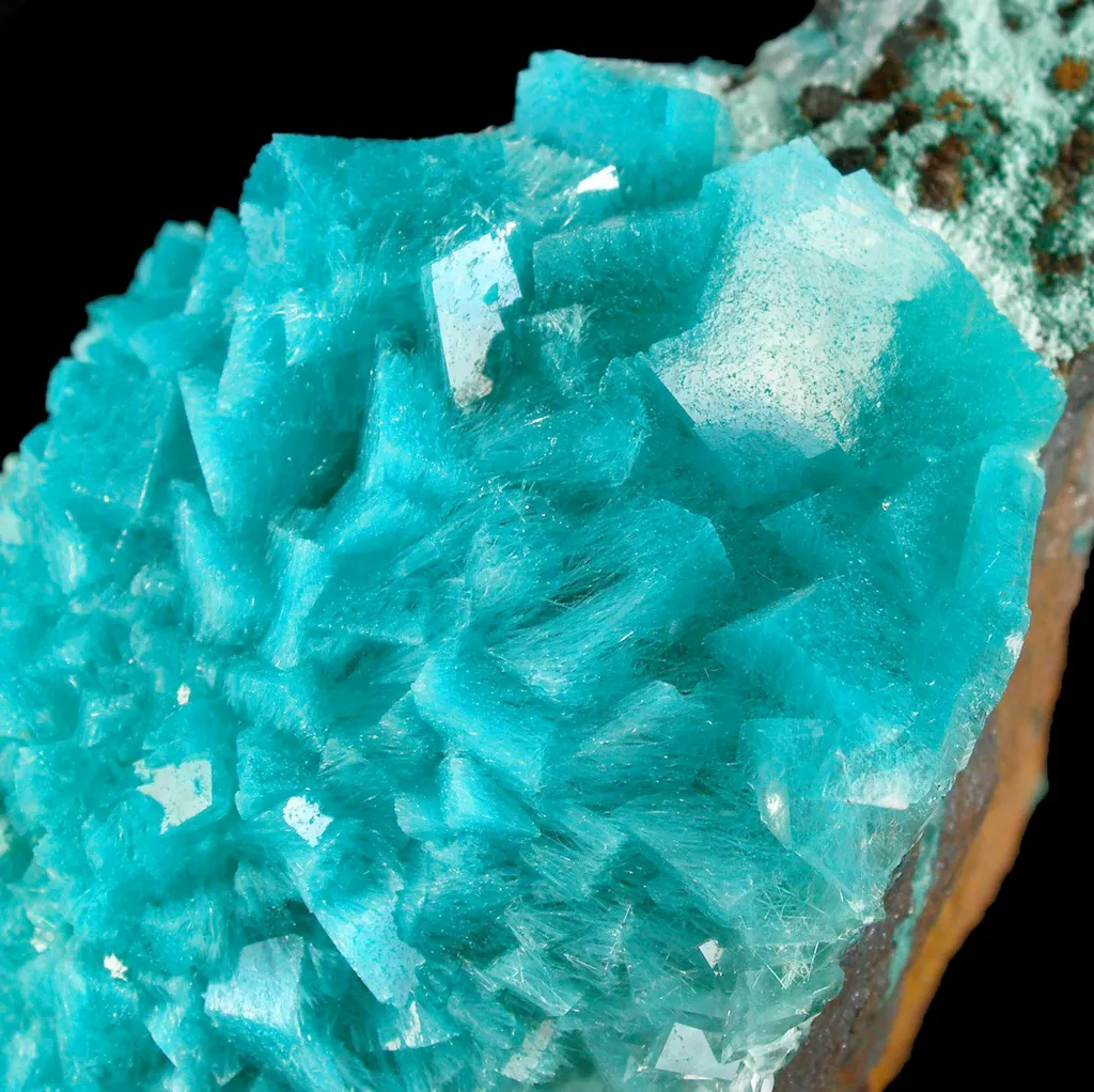 Aurichalcite In Calcite - image 3