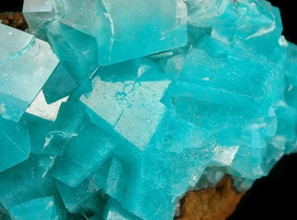 Aurichalcite in Calcite - image 3