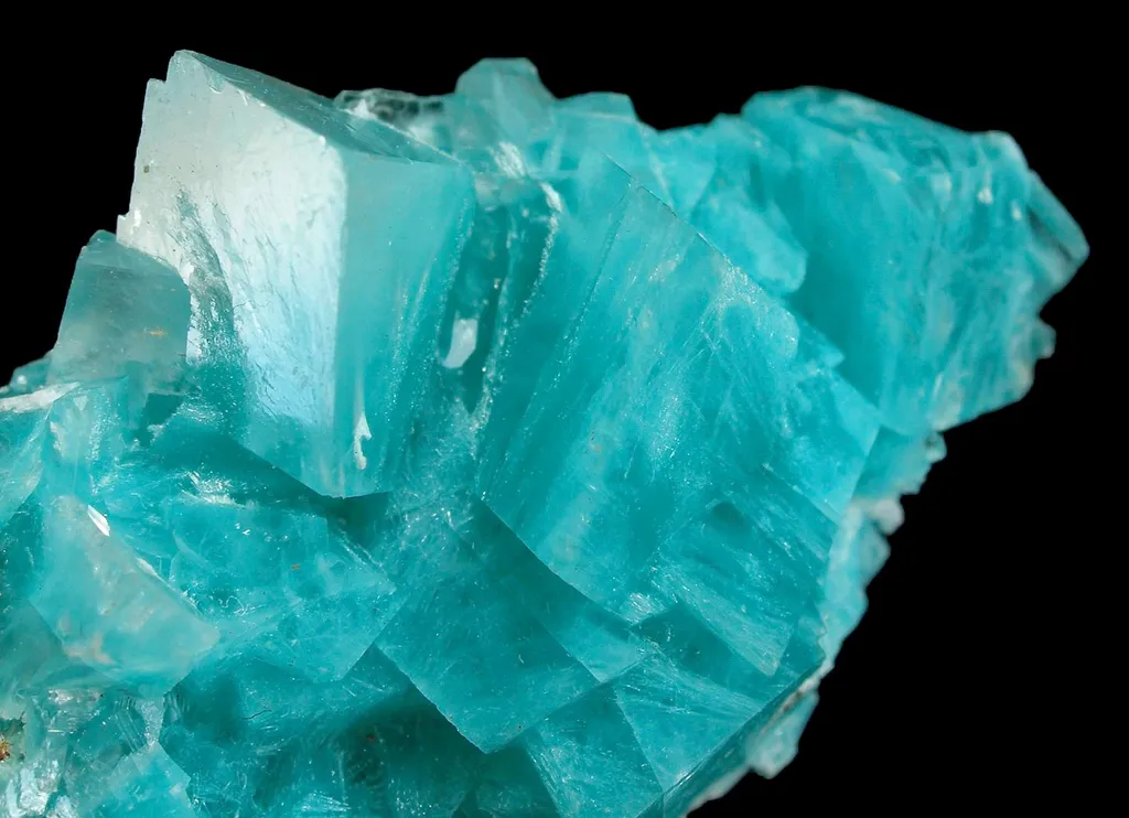 Aurichalcite in Calcite - image 4