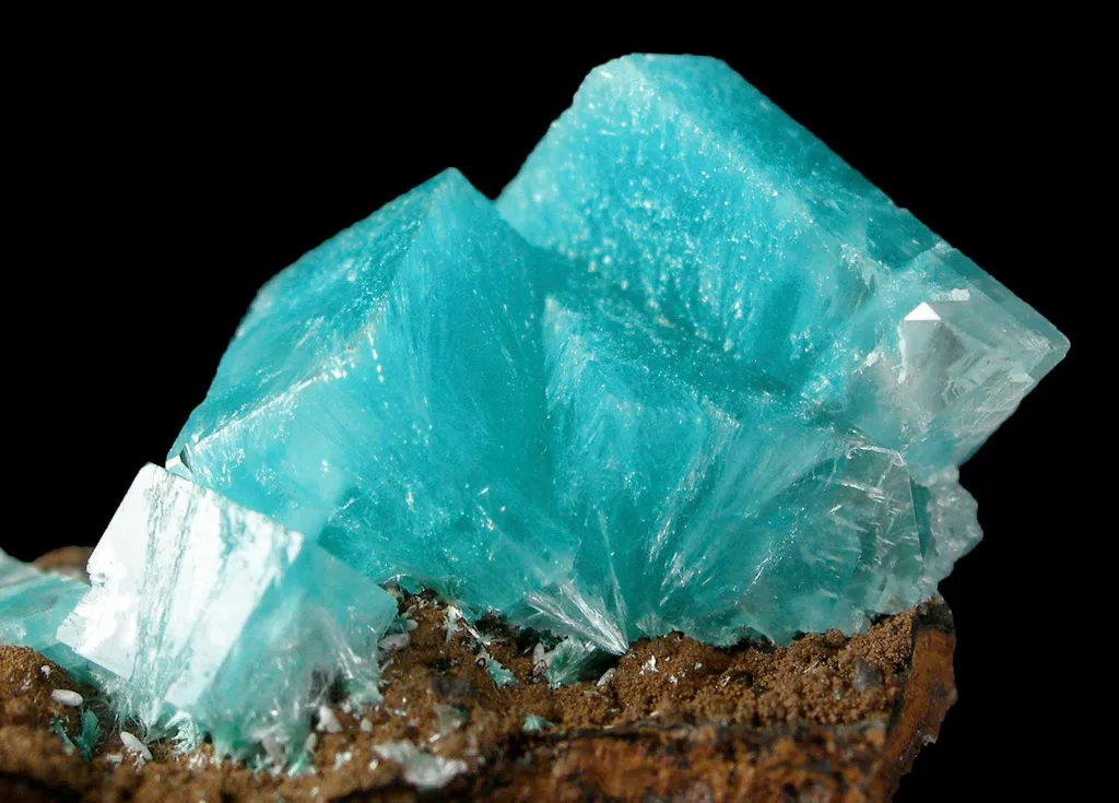 Aurichalcite in Calcite - image 2